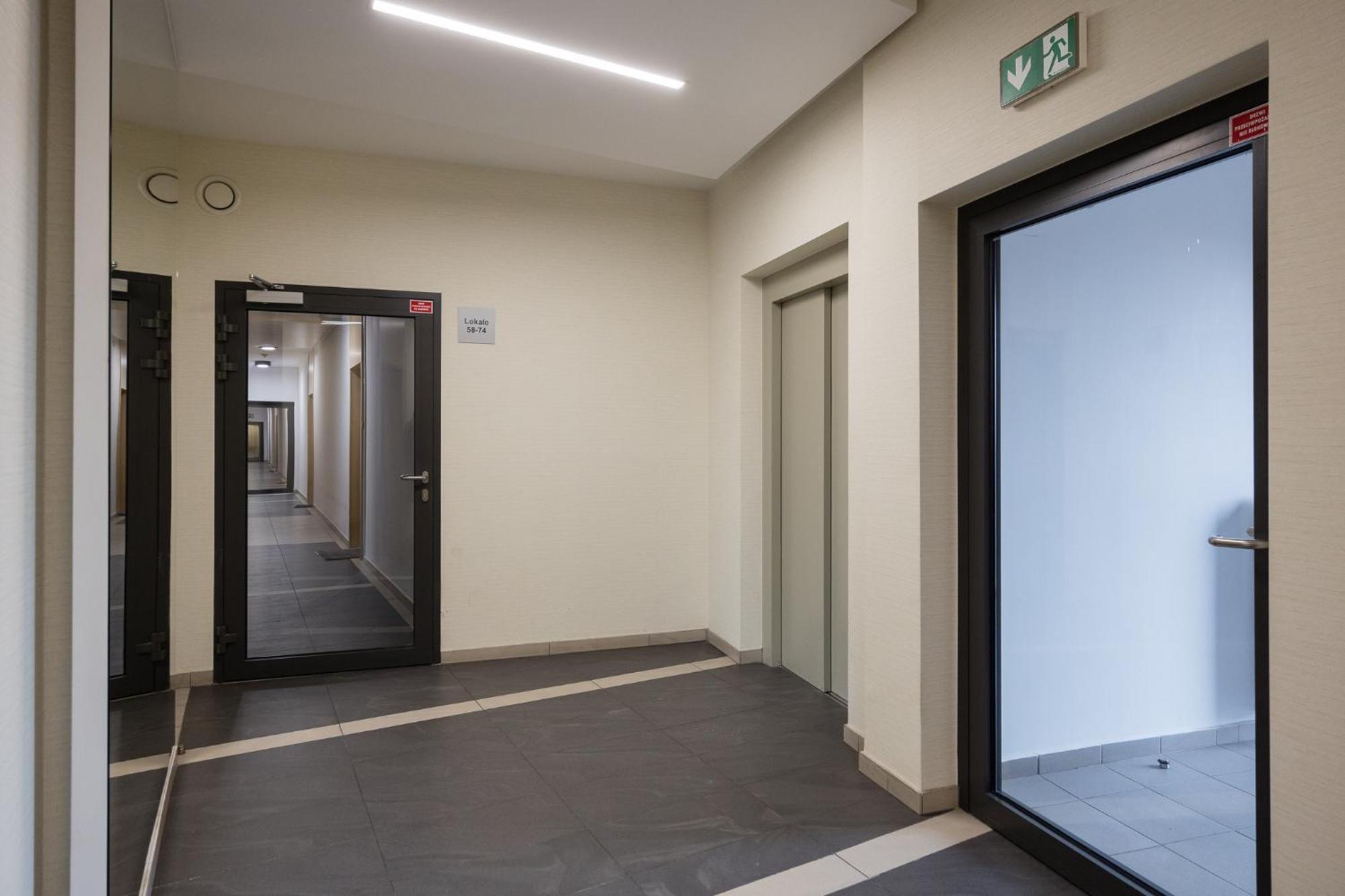 Warsaw-Aparts Herbu Janina Szpital Екстер'єр фото